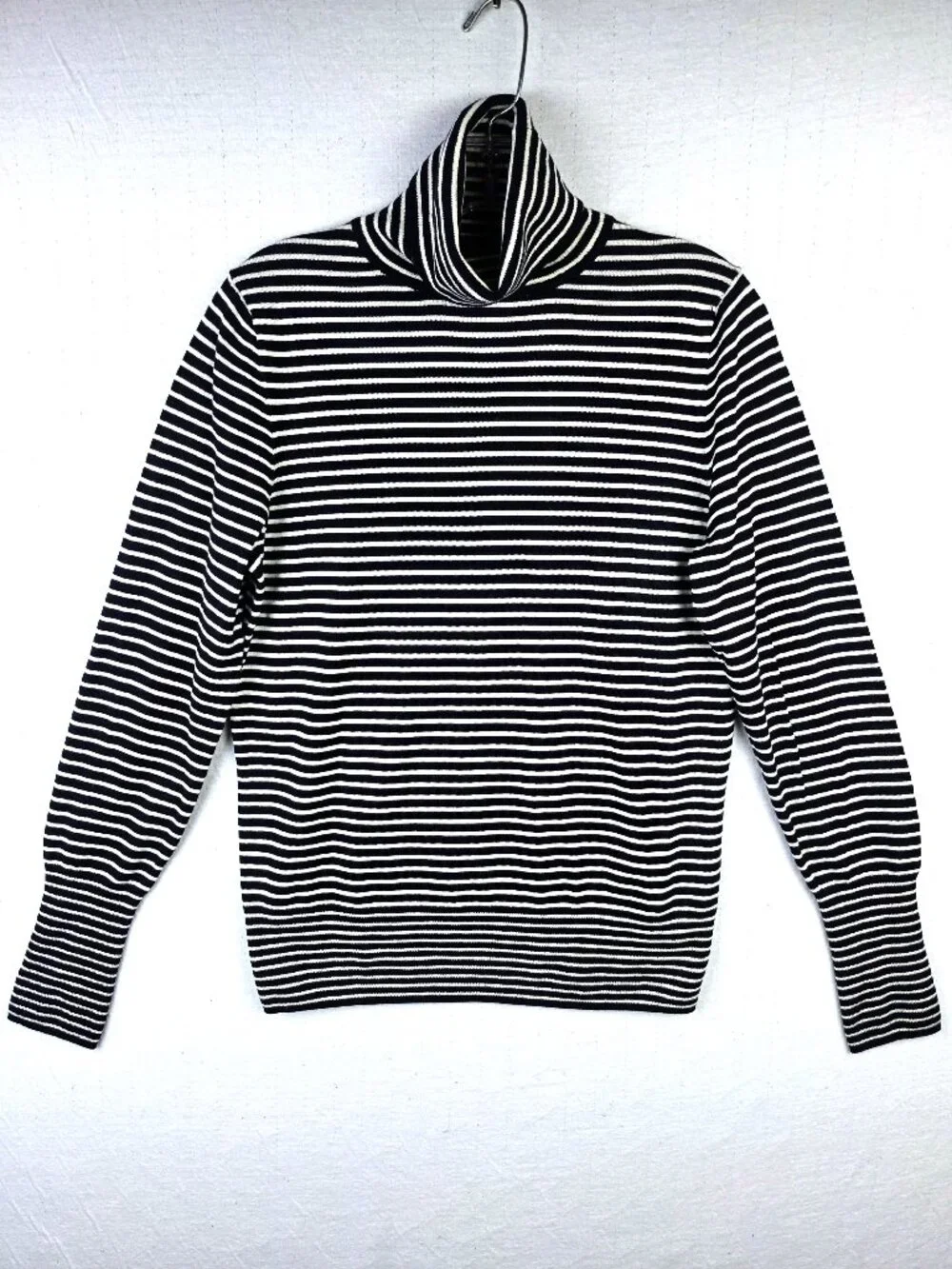 NWOT J Crew 100% Merino Wool Pullover Sweater Turtleneck Striped Navy White sz M